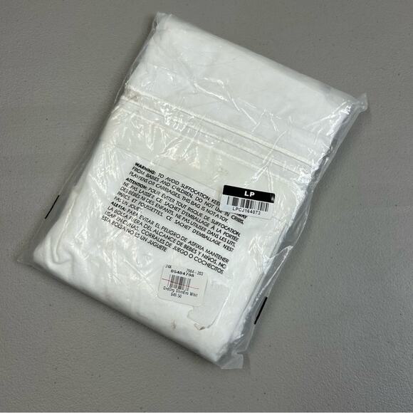 Pottery Barn Grand Embroidered Percale Euro Sham Pillow Cover White 400 TC NEW - Picture 3 of 5